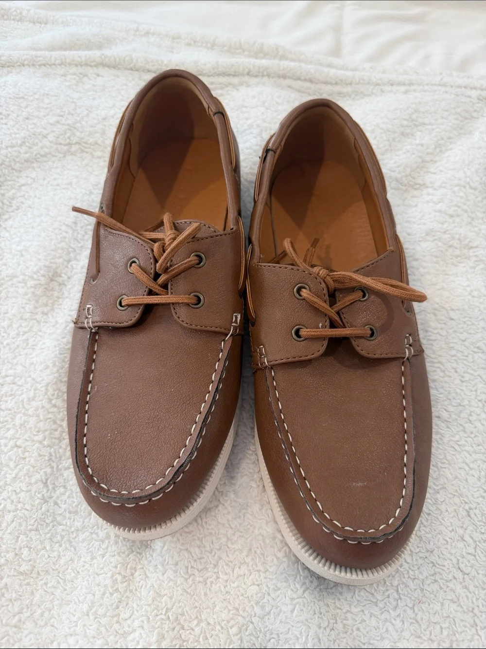 club room dress shoes | | Club Room Brown Leather Boat Shoes With Contrast Stitching Select Size:M WelcomeSummerSale Scottiee lace Bridesmaid Dresses by Sharon timeless silhouette